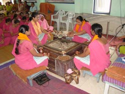 Arya Mahila Satsang Mandal